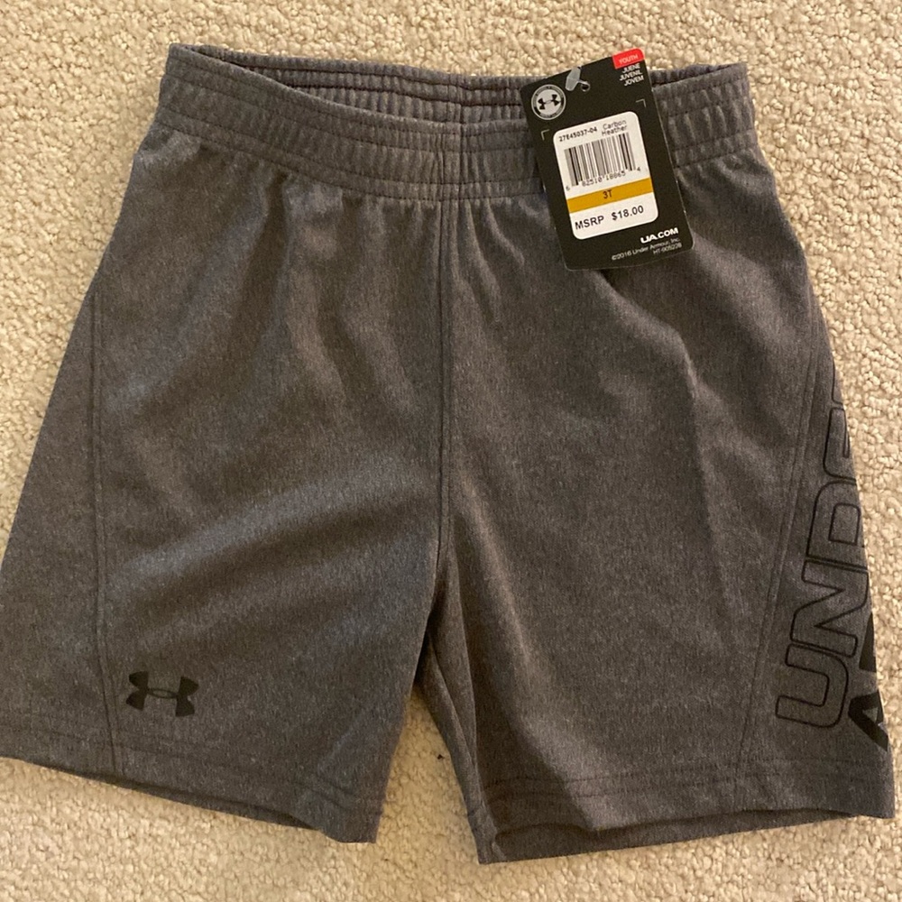 NWT Under Armour Toddler Performance Shorts 3T